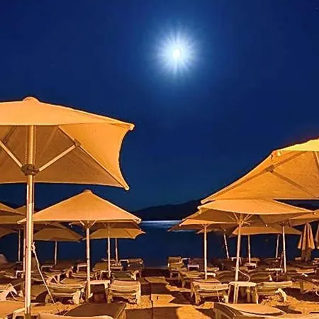 Ξενοδοχείο Romance 3*