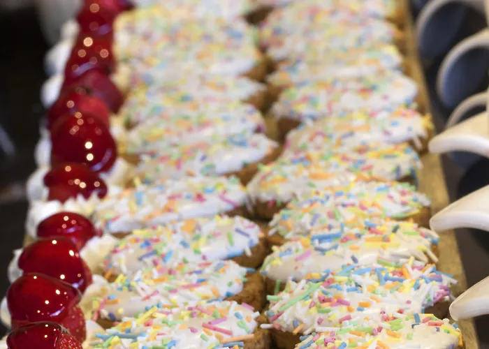 浪漫海滩酒店 3* 马尔马里斯